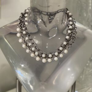 Devil Wears Prada Freshwater Pearl Ensemble